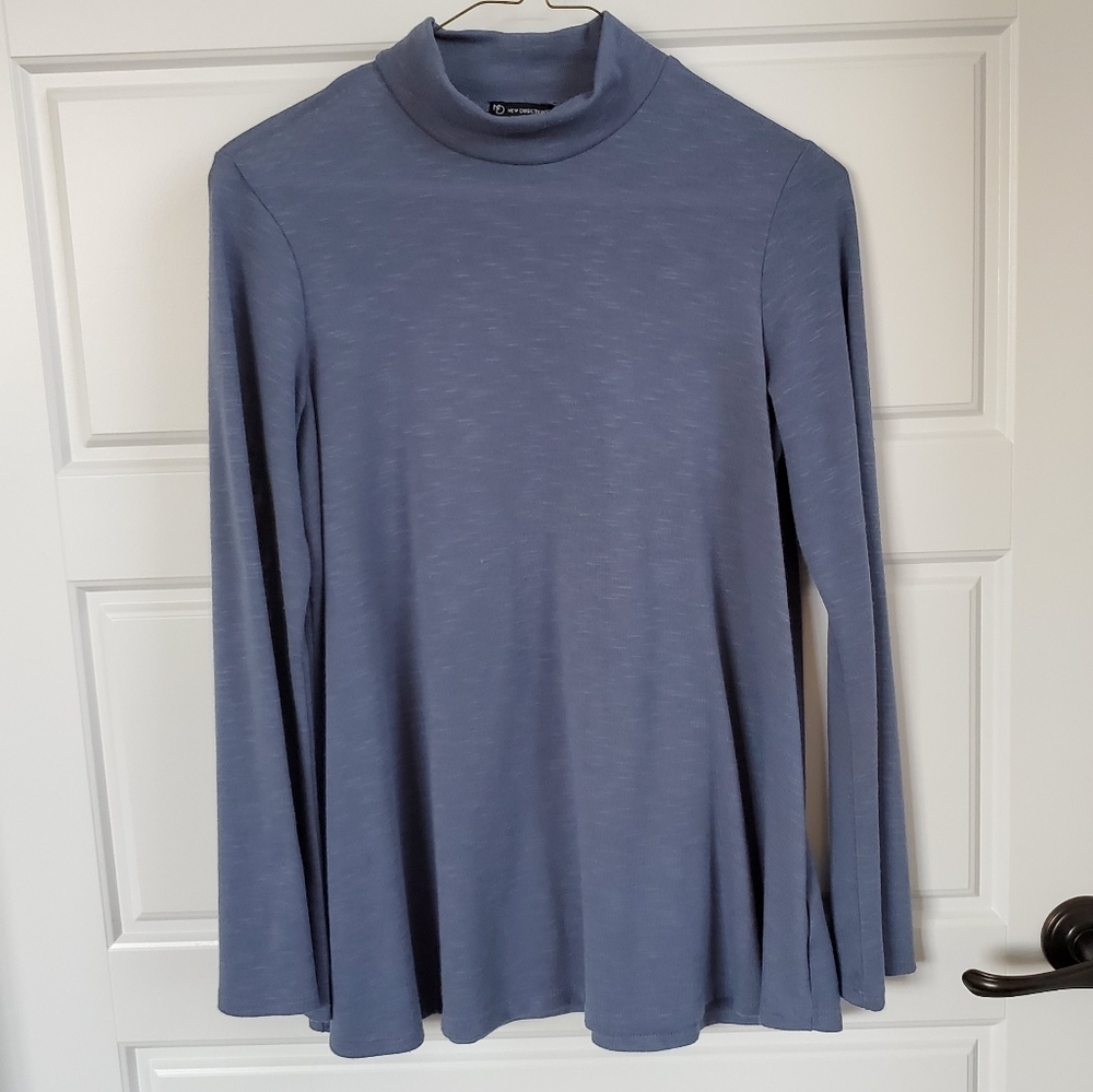 Blue light sweater top